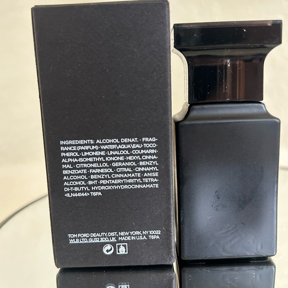 TOM FORD FUCKING FABULOUS Eau de PARFUM NIB Unisex Travel Spray 15ml NIB - Picture 9 of 11